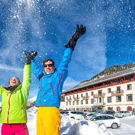 Vtf Le Grand Hotel Montgenèvre Kültér fotó
