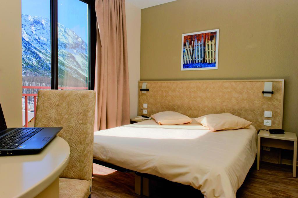 Vtf Le Grand Hotel Montgenèvre Kültér fotó