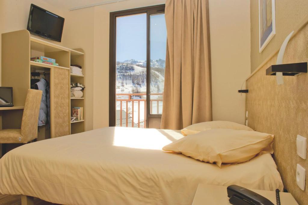Vtf Le Grand Hotel Montgenèvre Szoba fotó
